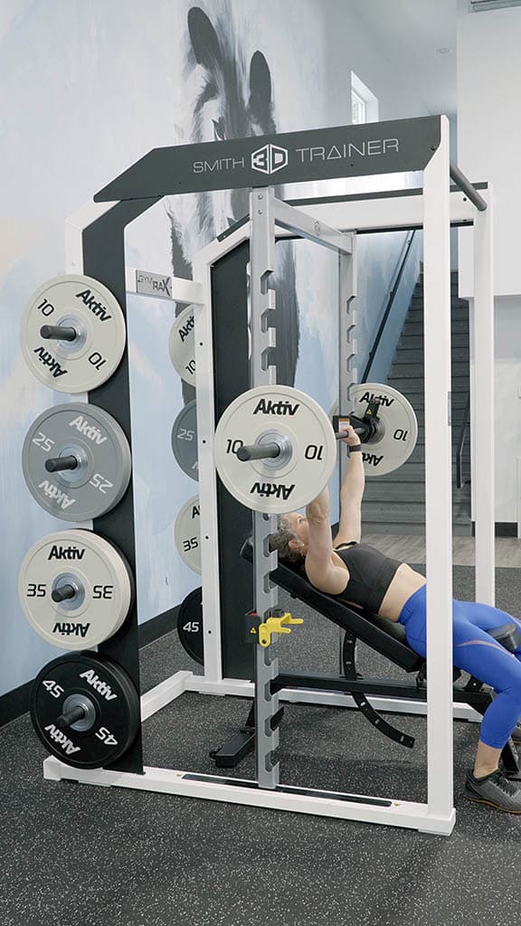 back-squat-3D-trainer-gymrax_1024b back squat 3d trainer gym rax